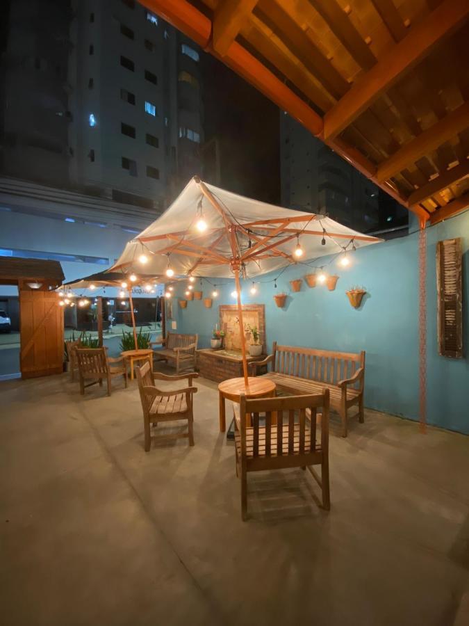 Casa Di Praia บัลเนอาริโอ กังโบริว ภายนอก รูปภาพ